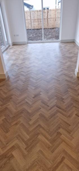 Amtico Spacia Mulled oak 3x9 Parquet effect Gallery Main Photo