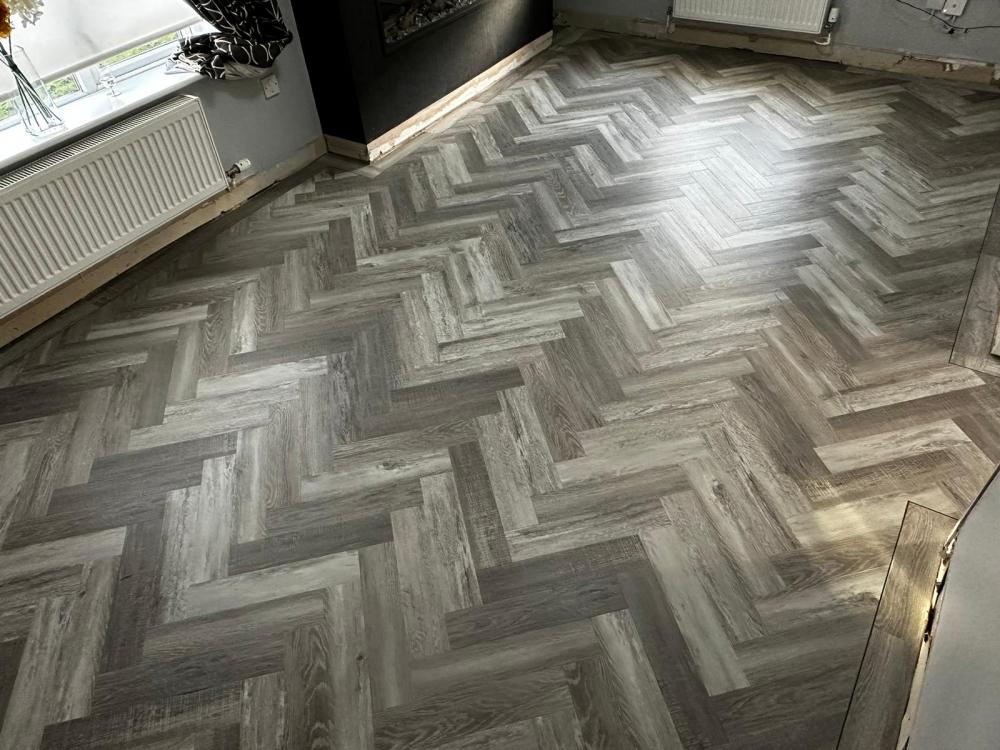 Amtico Spacia Urban Salvaged Timber 4x18 parquet effect Gallery Main Photo